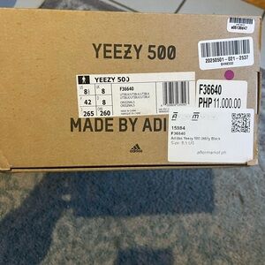 Adidas Yeezy 500 in Black